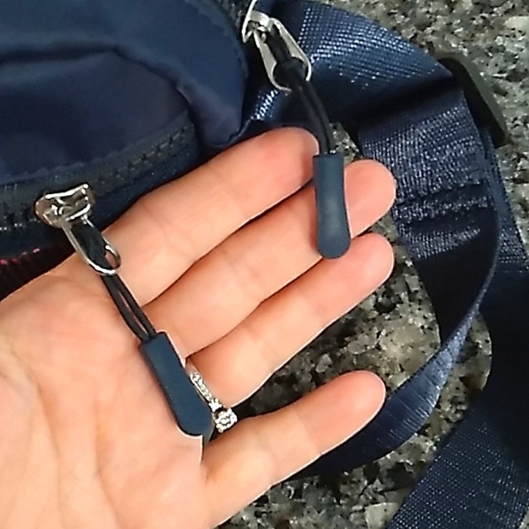 NAUTICA Net Detail Crossbody Bag - Picture 12 of 12